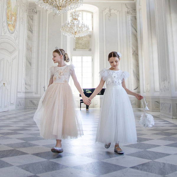 Chateau Romance - Behind the Scenes