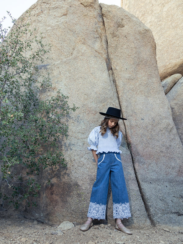 Daisy Lace Pants